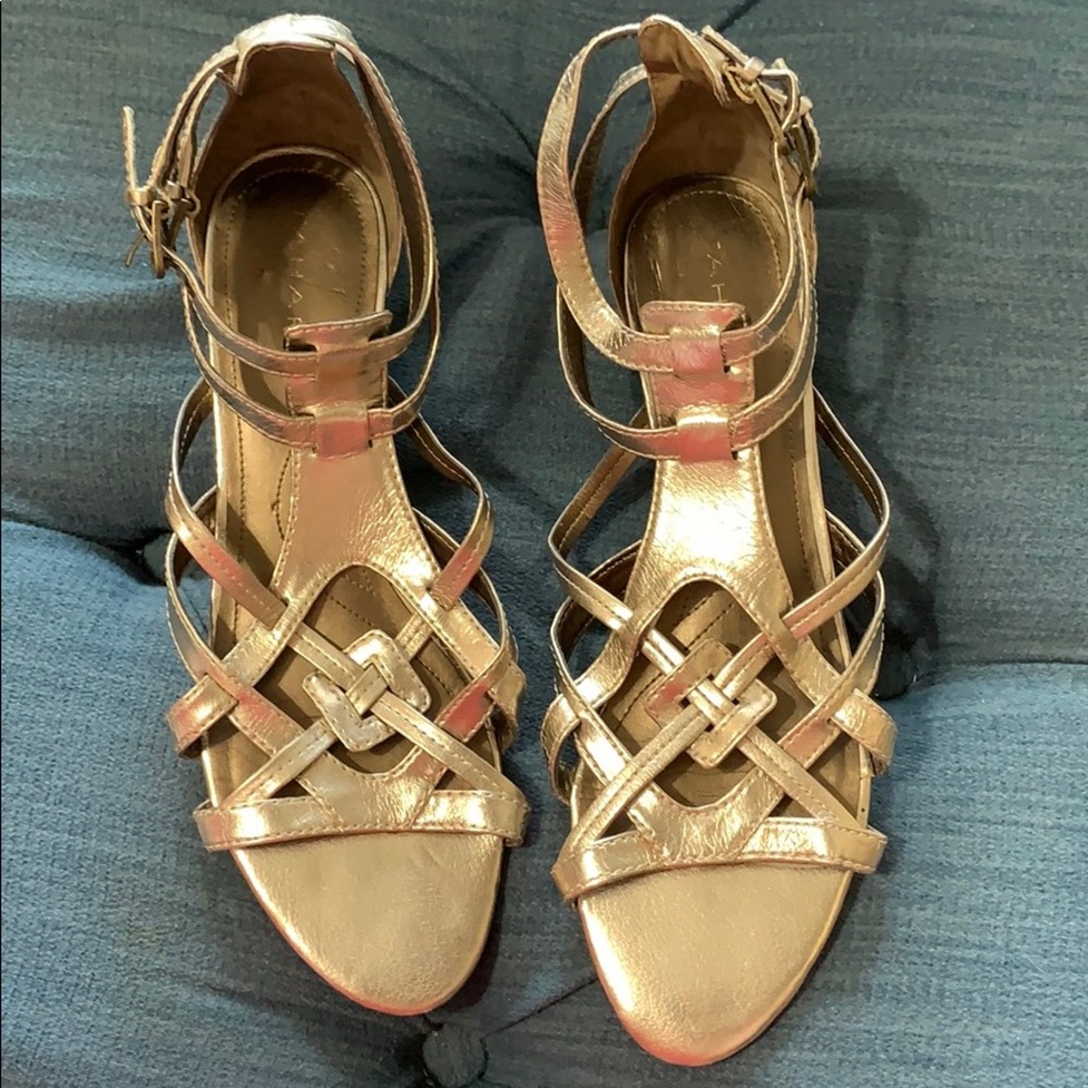 Tahari Gold Leather Gladiator Sandals ankle 9M